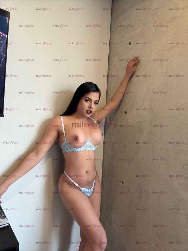 FOTOS DE MORENITA CANDENTE, ACTIVA Y PASIVA CON GANAS DE COGER