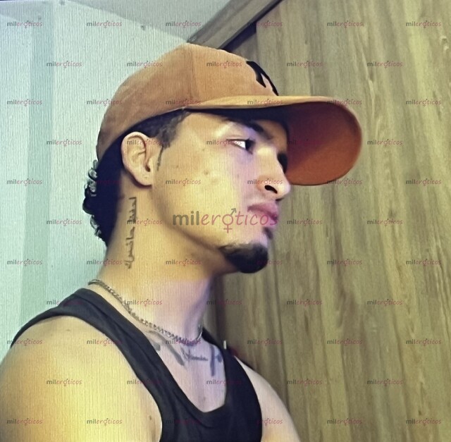 FOTOS DE MORBOSO CALIENTE MACHO 21 AÑOS VERSÁTIL