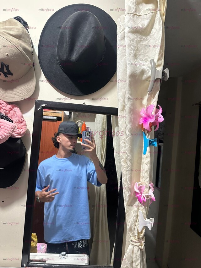 FOTOS DE POLLO MASCULINO DE 22 AÑOS CON SITIO PARCHADO