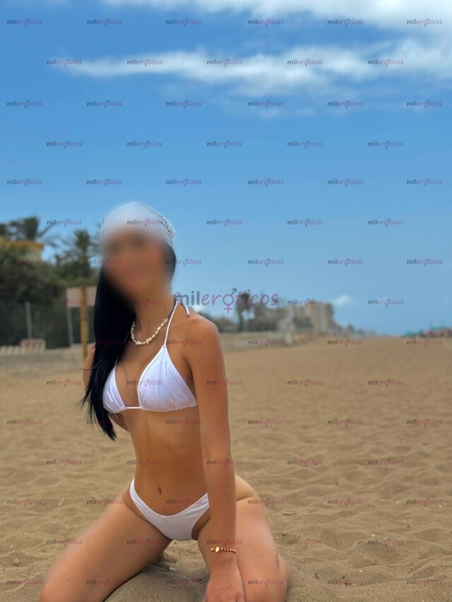 FOTOS DE VANESA ATREVIDA Y COMPLACIENTE CHICA SÚPER EXTROVERTIDA