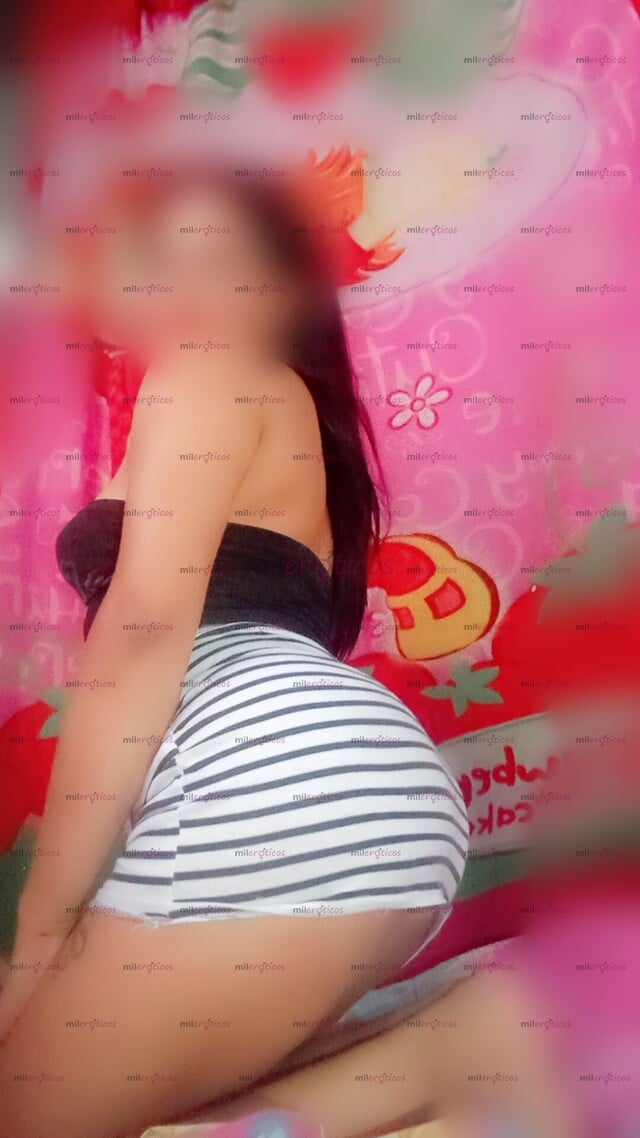 FOTOS DE SEDUCTORA, ENCANTADORA, Y SEXY TODA UNA DIABLITA EN LA CAMA