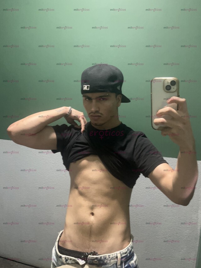 FOTOS DE MORBOSO CALIENTE MACHO 21 AÑOS VERSÁTIL