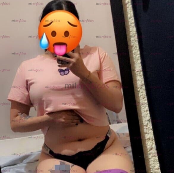 FOTOS DE SCARLETT UNA CHICA MUY CALIENTE, ME ENCANTA EL SEXO RUDO. DISPONIBLE. 24 7 .