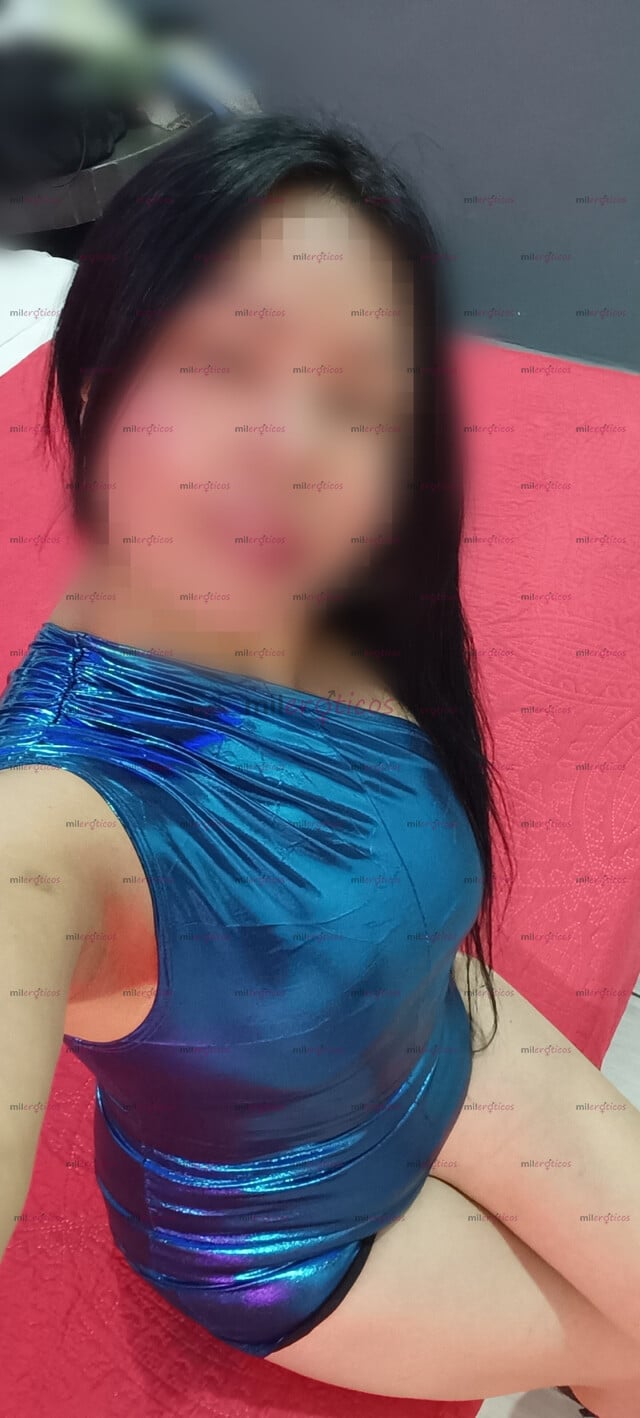 FOTOS DE VAMOS A PASARLA RICO QUE DICES ? CON ESTE TREMENDO BOMBÓN PORQUE YO SI SOY CHI