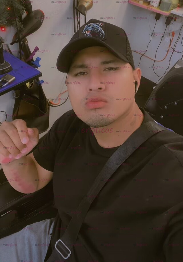 FOTOS DE UN CHICO GUAPO CON BUEN CUERPO, Y MUY AMABLE