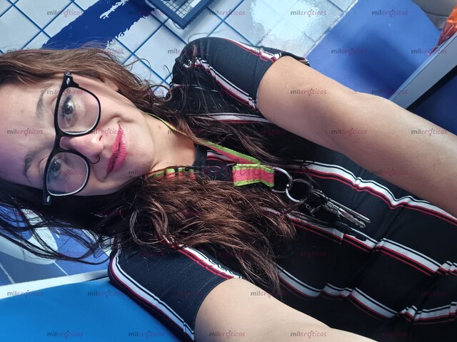 FOTOS DE ALINEEE UNA CHICA DIFERENTE ALAS QUE ACOSTUMBRAS EN EL RAMO