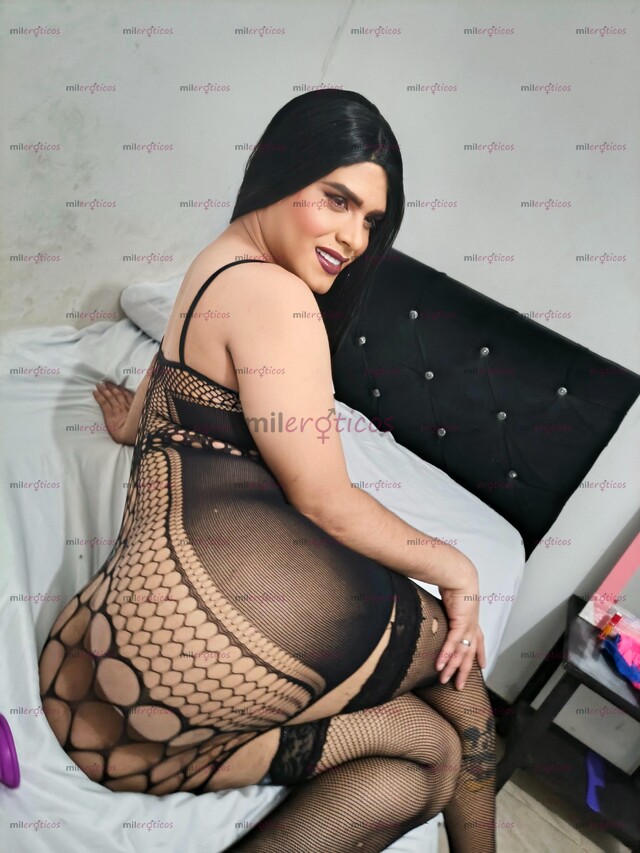 FOTOS DE THOMPSON UNA CHICA EXTROVERTIDA LLEGA CON LAS MEJORES ENERGIA A DEBORAR TODO EST