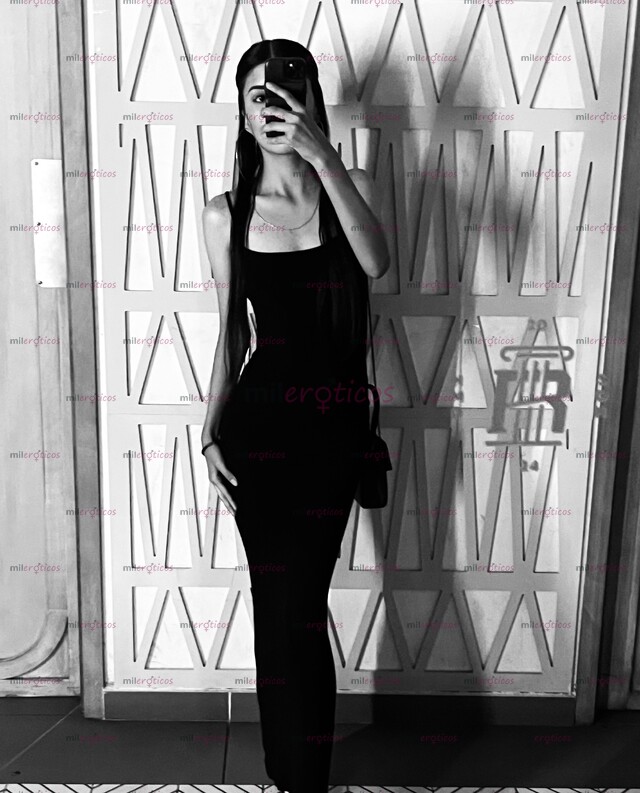 FOTOS DE FLAQUITA Y MORENA HERMOSA LISTA PARA COMPLACERTE