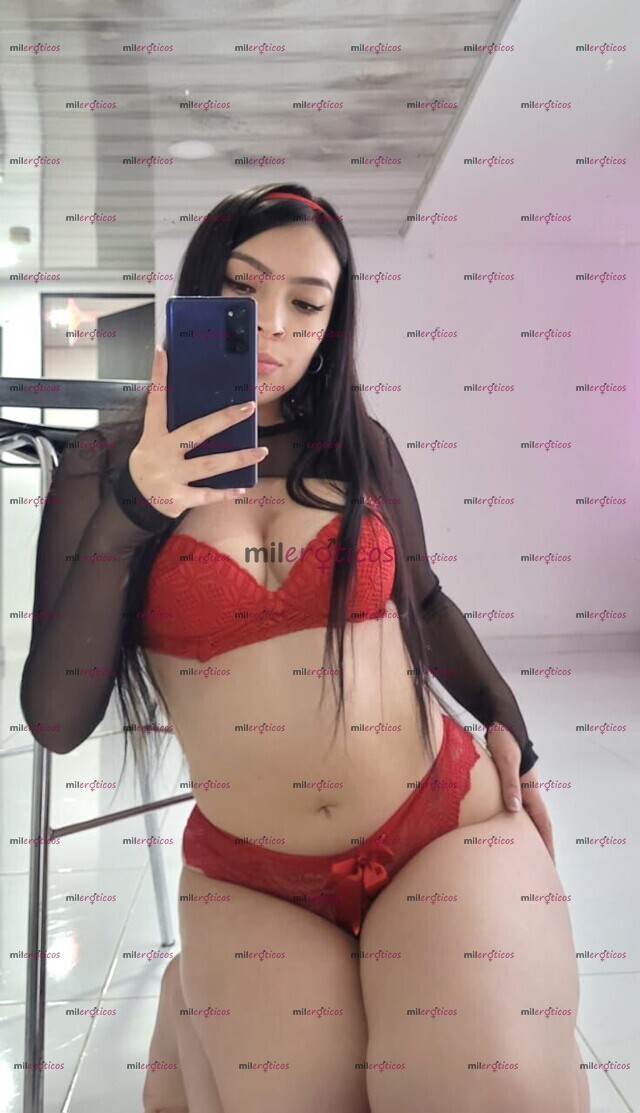 FOTOS DE HOLA BEBE SOY UNA CHICA SUPER COMPLACIENTE Y CACHONDA.