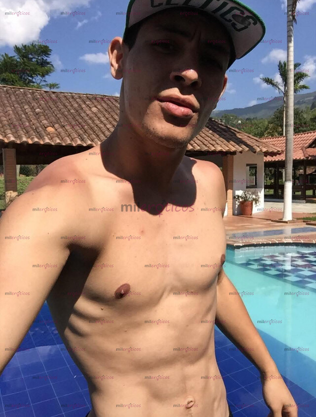 FOTOS DE PURA PASIÓN Y CURVAS DE VÉRTIGO: ¿TE ATREVES?