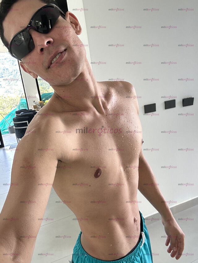 FOTOS DE PURA PASIÓN Y CURVAS DE VÉRTIGO: ¿TE ATREVES?