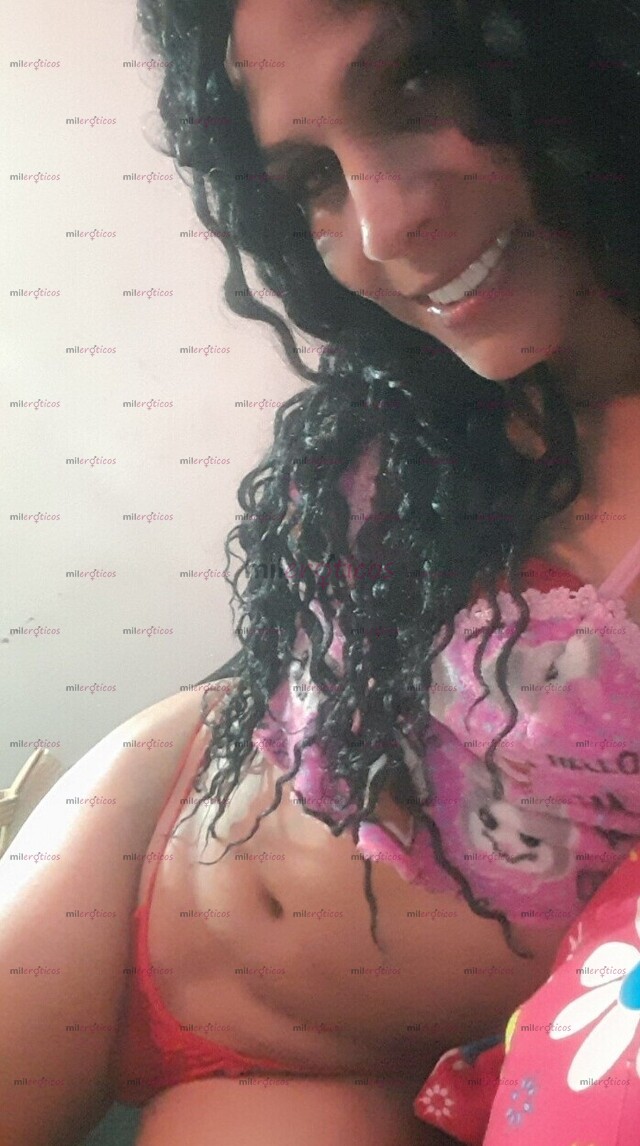 FOTOS DE MORENA CULONA , GANOSITA DE UN RICO SEXO .ESCRÍBEME SI PARA MAYOR INFORMACIÓN