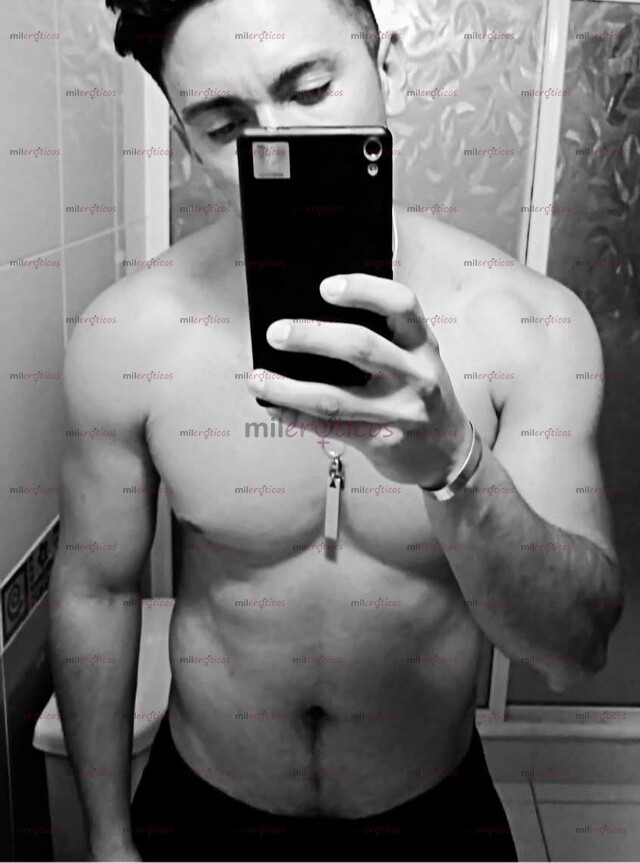 FOTOS DE ROBERTO. 900 X 1HR DISPUESTO A COMPLACERTE Y HACERTE VIBRAR