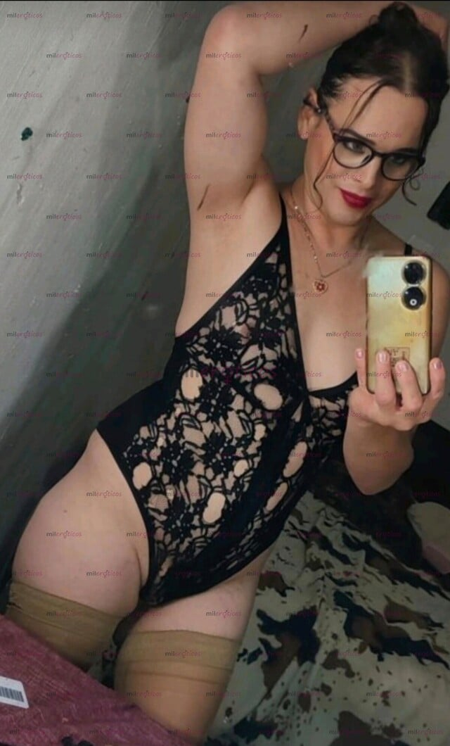 FOTOS DE CHICA TRANS BONITA CUERPO NATURAL DE HORMONAS