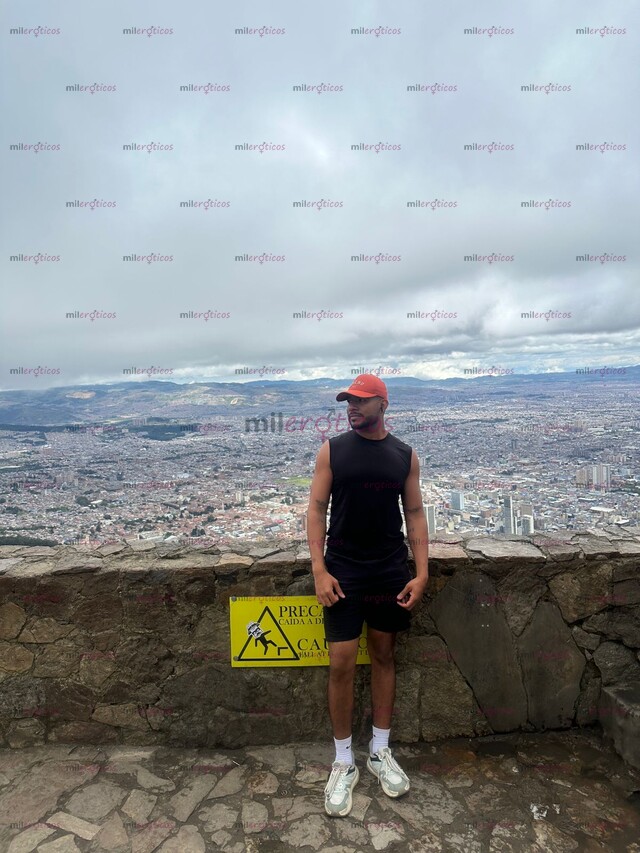 FOTOS DE RECIÉN LLEGADO A BARRANQUILLA MACHO MORENO ALTO