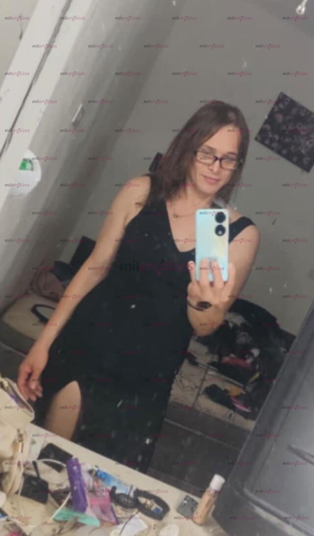 FOTOS DE CHICA TRANS BONITA CUERPO NATURAL DE HORMONAS