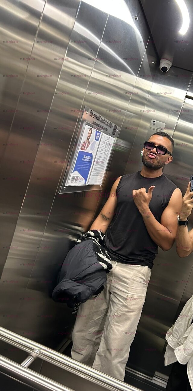 FOTOS DE RECIÉN LLEGADO A BARRANQUILLA MACHO MORENO ALTO