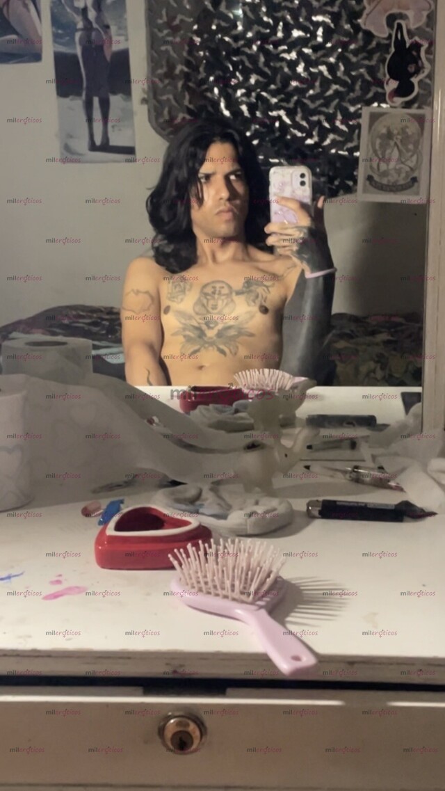 FOTOS DE ESTUDIANTE TATUADO, VERGÓN , FLACO, DOMINANTE Y ANDRÓGINO