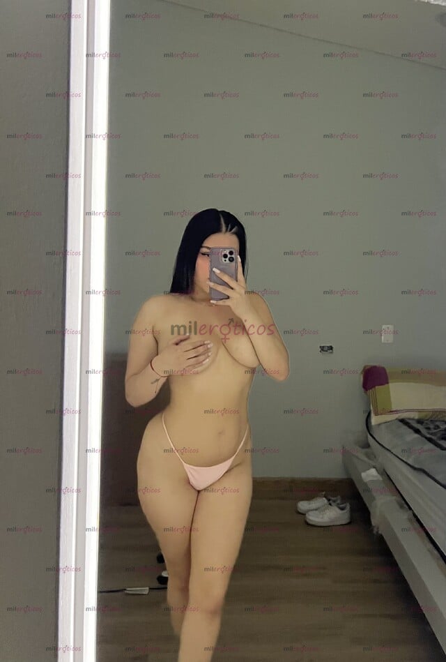 FOTOS DE CHICA DE SENOS GRANDES Y PIEL BLANCA DISPUESTA A HACERTE PASAR LA MEJOR NOCHE