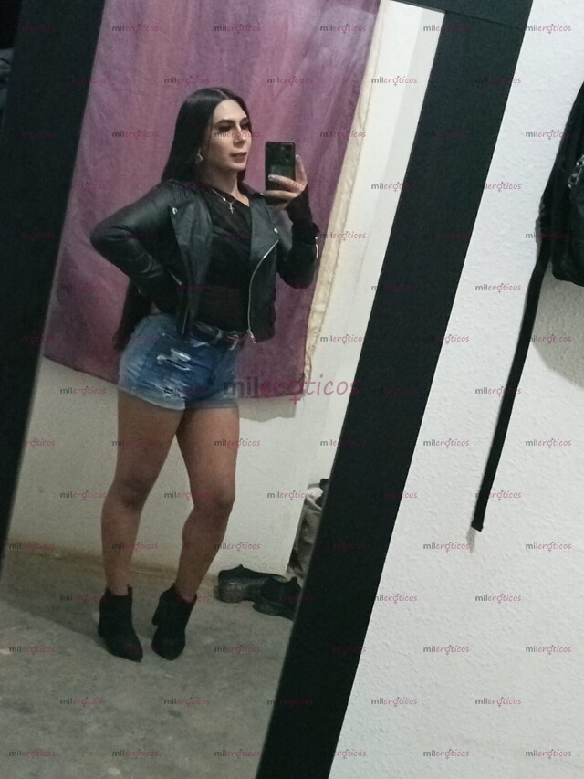 FOTOS DE HOLAAA TODO PUEDE SUCEDER SI ASI LO QUIERES TU CHICA TRANS STEPHANY SANTANA