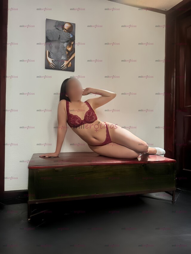 FOTOS DE ATRÉVETE A VIVIR ALGO DIFERENTE, SIENTE MIS CARICIAS