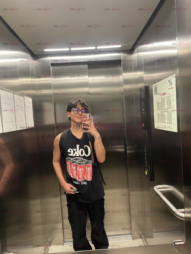 FOTOS DE JOVEN TWINK ATLETICO SOLO PARA HOMBRES SOLVENTE!