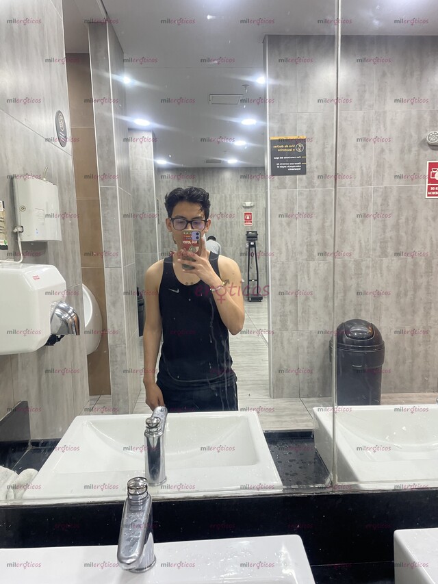 FOTOS DE JOVEN TWINK ATLETICO SOLO PARA HOMBRES SOLVENTE!