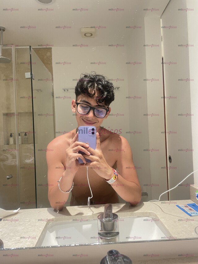 FOTOS DE JOVEN TWINK ATLETICO SOLO PARA HOMBRES SOLVENTE!