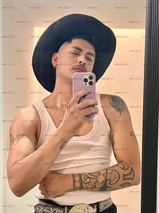 FOTOS DE CHAVO FIT DELGADO MORENO Y DOTADO , PASAR UN BUEN RATO !