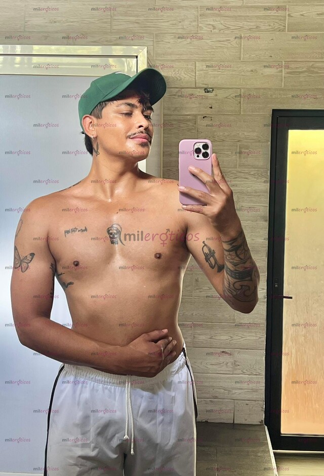 FOTOS DE CHAVO FIT DELGADO MORENO Y DOTADO , PASAR UN BUEN RATO !