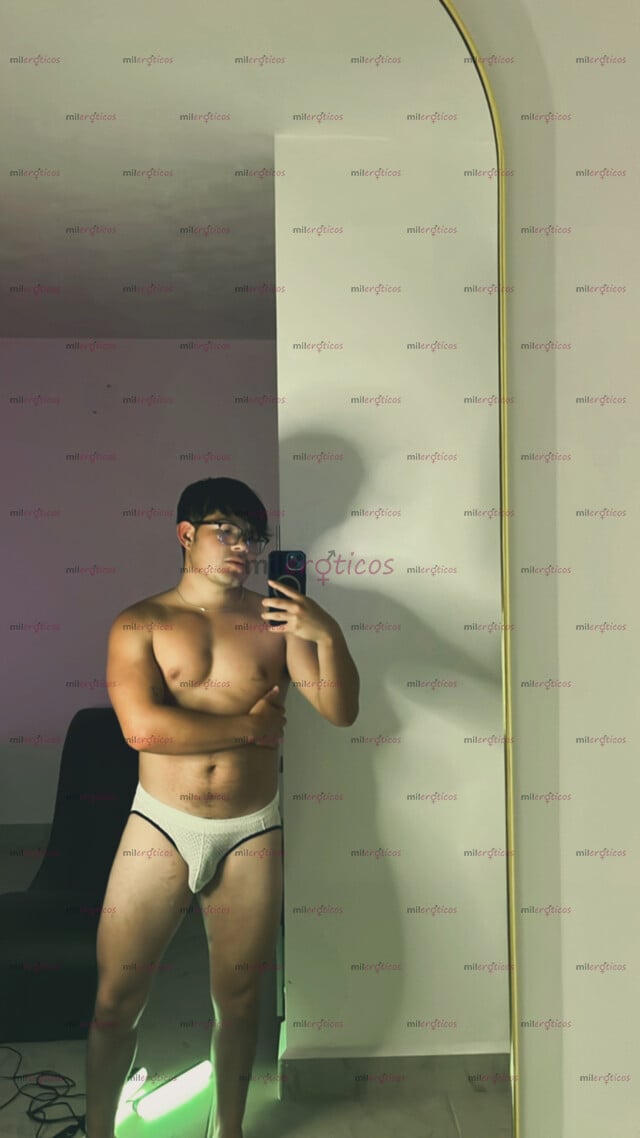FOTOS DE CHICO DE GIMNASIO BIEN CALIENTE Y INTER DISPUESTO HACERTE GOZAR