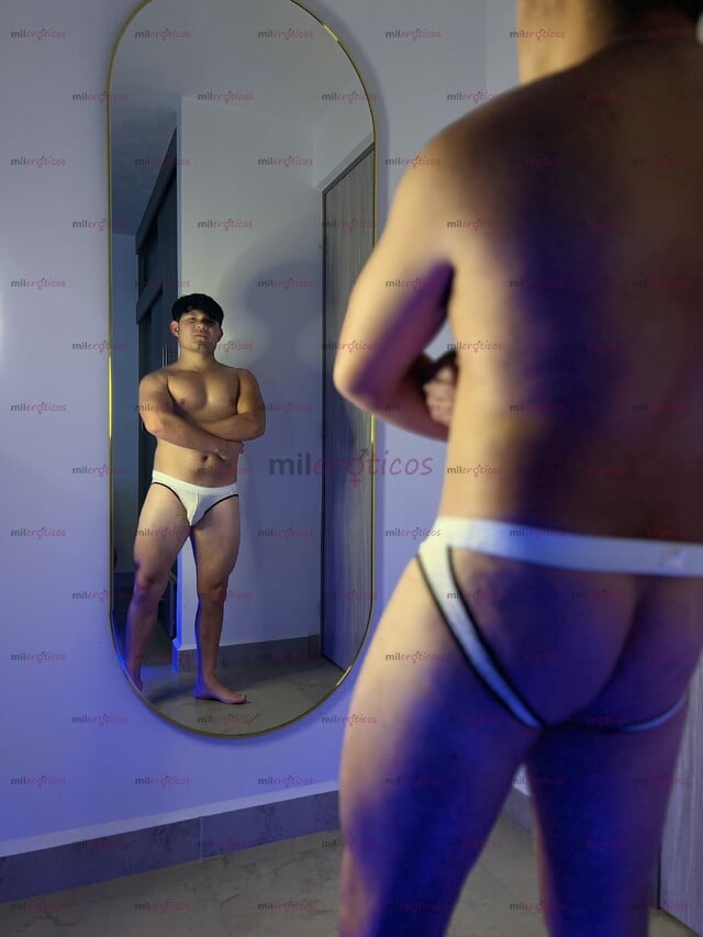 FOTOS DE CHICO DE GIMNASIO BIEN CALIENTE Y INTER DISPUESTO HACERTE GOZAR