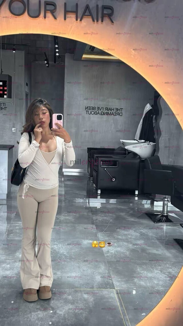 FOTOS DE HAZEL, CHICA NALGONA DIVERTIDA, TE VOY A DEJAR ENCANTADO ;)