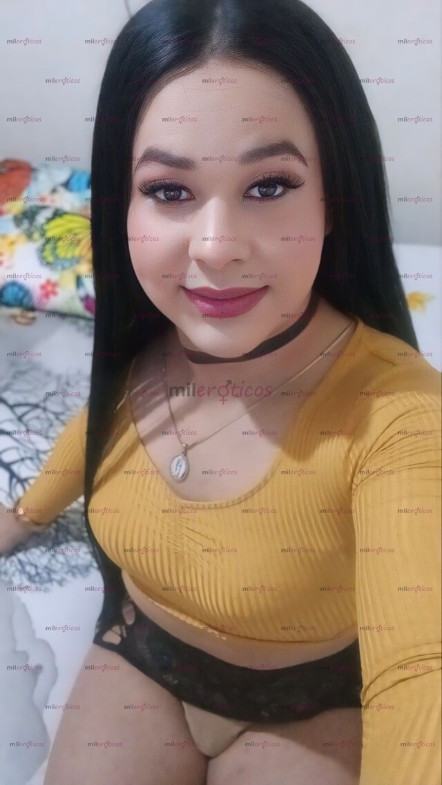 FOTOS DE SEXY BELLA CULONA NATURAL FEMENINA ADICTA A LA VERGA SUMISA CACHONDA