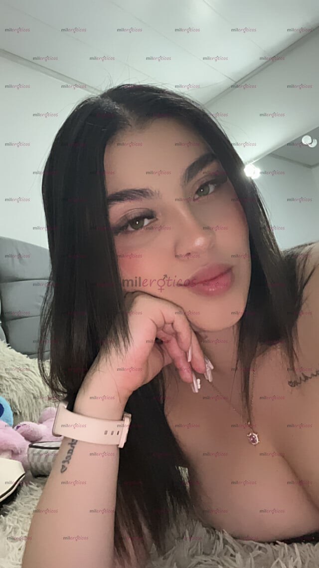 FOTOS DE HERMOSA SCORT DE PIEL BLANCA SENOS GRANDES Y COLA GRANDE DISPUESTA PARA TI