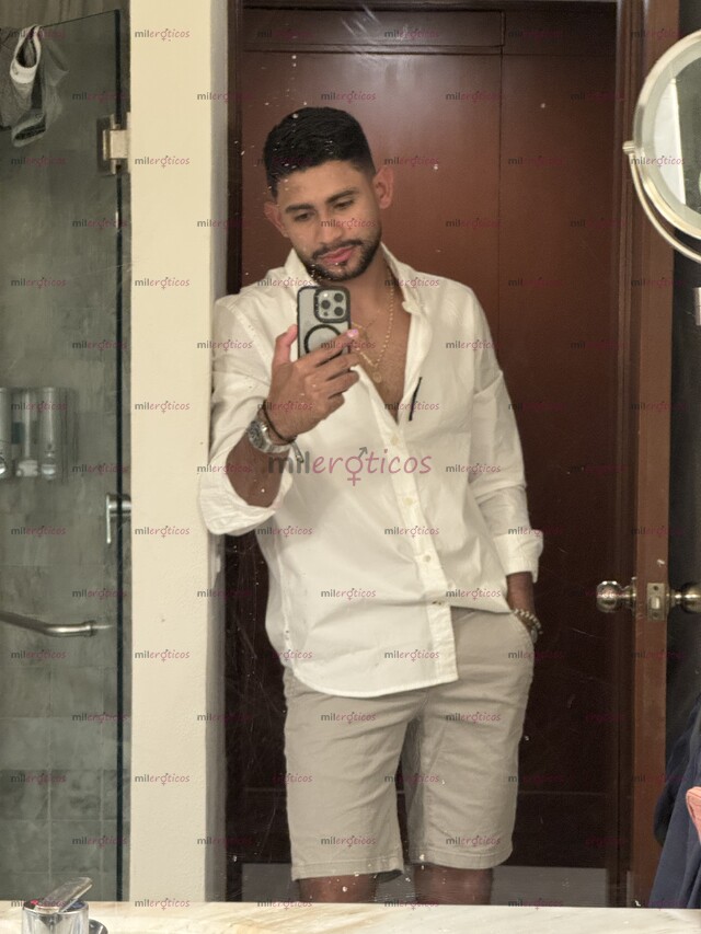 FOTOS DE JAVEN DE 24 AÑOS TONY MUY VARONIL, DISCRETO