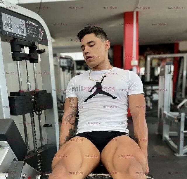 FOTOS DE MARCO MACHO ATLÉTICO MUY CALIENTE DE VISITA EN TU CIUDAD