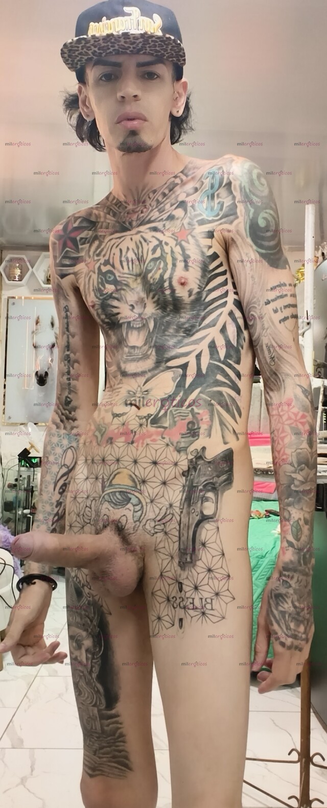 FOTOS DE FLACO ACTIVO TATUADO BLANCO MORBOSO VERGON