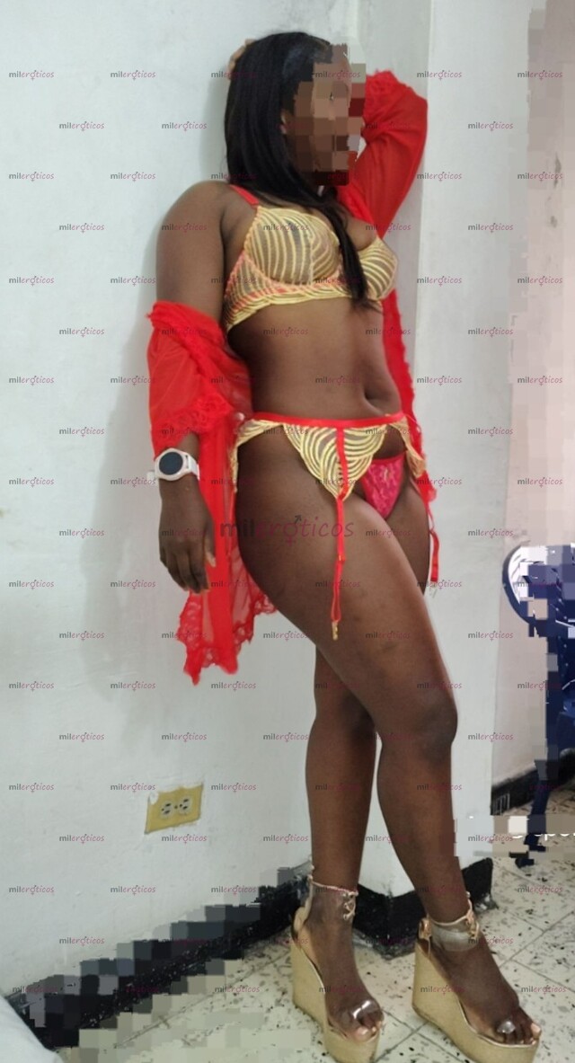 FOTOS DE MORENA TRES SERVICIOS TRATO DE NOVIOS, ORAL PARA TI Y PARA MI.