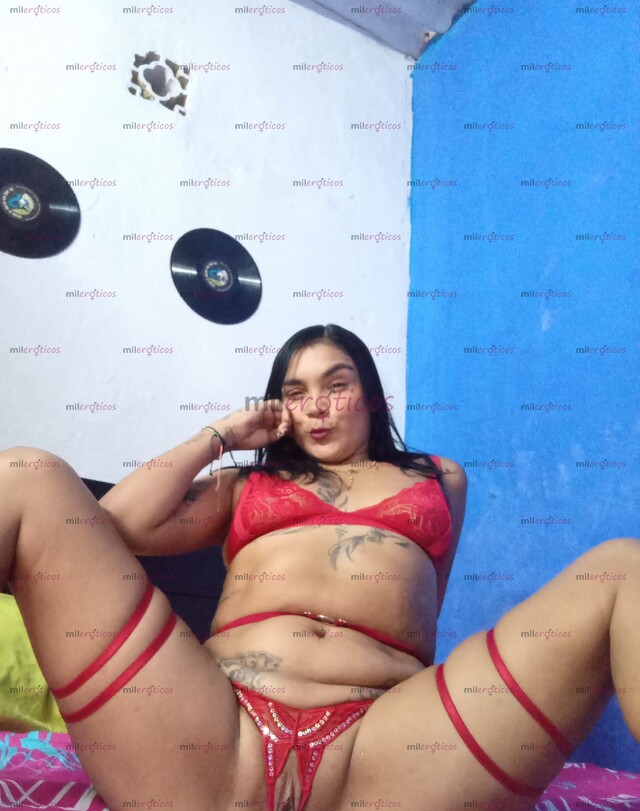 FOTOS DE YERALD BELLA Y RADIANTE MORENA. CALIENTE. COMPLACIENTE CON UN ANAL PROFUNDO DISP