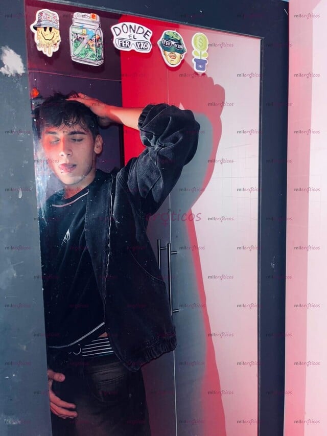 FOTOS DE JOVENCITO DE 18 AÑOS DISPUESTO A TODO DESDE 10.000