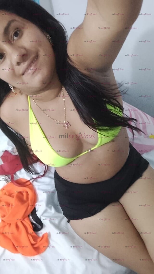 FOTOS DE HERMOSA JOVEN DE 22 AÑOS MUY COMPLACIENTE Y CARISMÁTICA LISTA PARA TI
