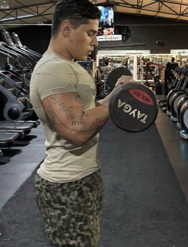 FOTOS DE MARCO MACHO ATLÉTICO MUY CALIENTE DE VISITA EN TU CIUDAD