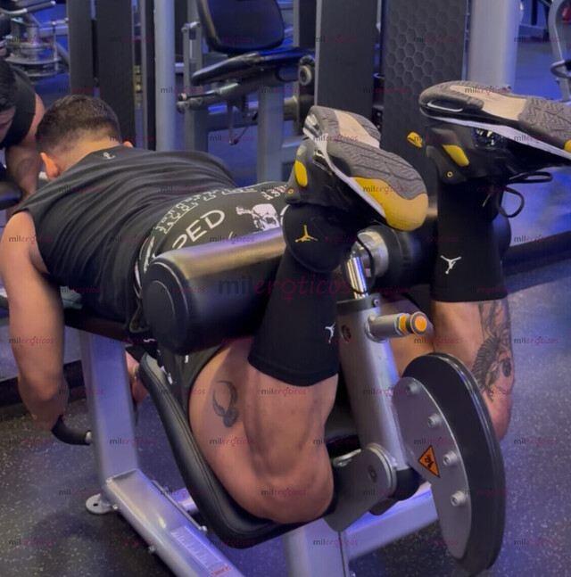 FOTOS DE MARCO MACHO ATLÉTICO MUY CALIENTE DE VISITA EN TU CIUDAD