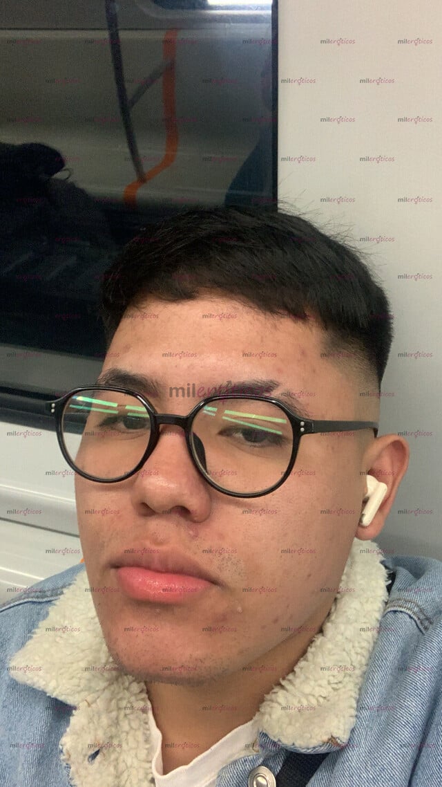 FOTOS DE ACTIVO CHACAL MORENO RICA VERGA DISPONIBLE PARA TI