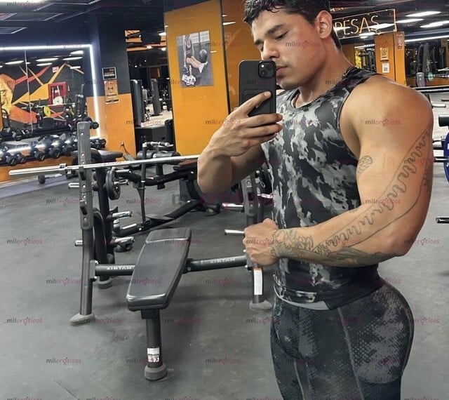 FOTOS DE ANTO MUSCULOSO CALIENTE DISPONIBLE 24 7 FOTOS REALES MEXICANO