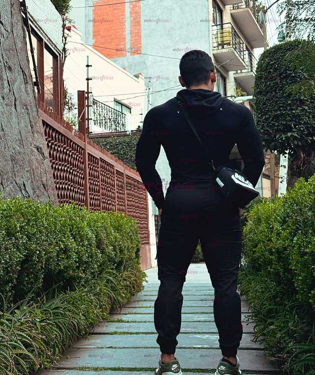 FOTOS DE JOVEN MASCULINO,EDUCADO,BUENA ONDA,MEXICANO,MUSCULOSO, LISTO PARA COMPLACERTE