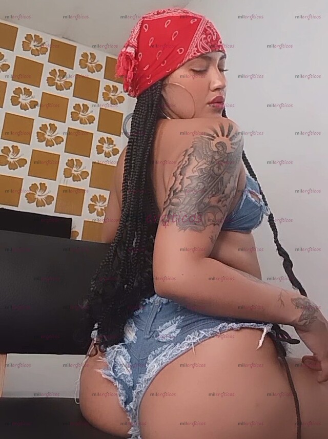 FOTOS DE CALIENTE Y MUY COMPLACIENTE ZAFIRO , CON GANAS DE CUMPLIR TODOS TUS FETICHES