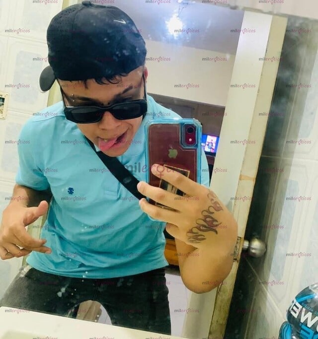 FOTOS DE JOVENCITO UNIVERSITARIO CALIENTE A FULL LECHERO
