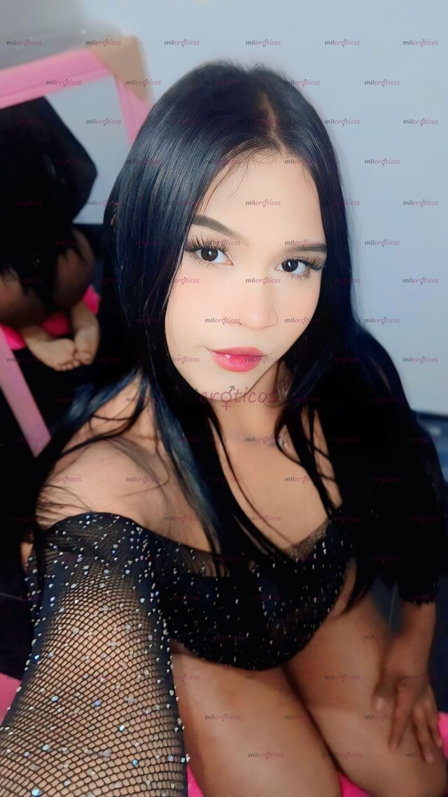 FOTOS DE CHICA. TRANS. SUMISA SEXY COMPLACIENTE DOTADA